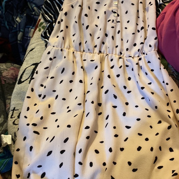 Dress - Picture 2 of 8